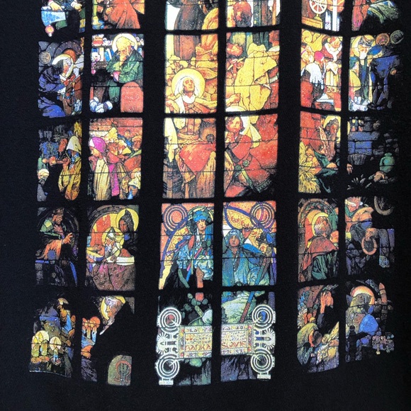 Alphonse Mucha x Forever 21 Zipped Hoodie Printed with Stained-Glass Window - Picture 5 of 8